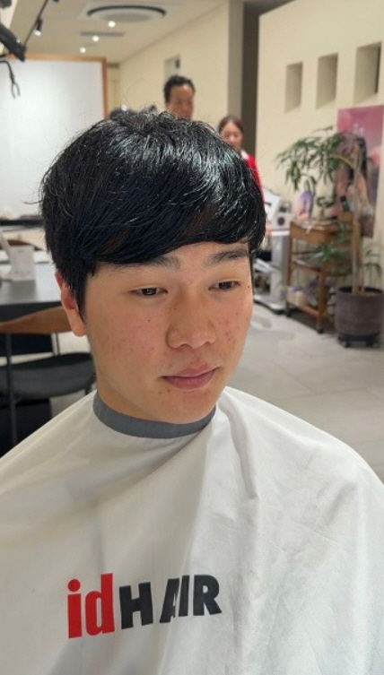 서초구 남자 가르마펌 깔끔하고 세련된 이미지 시술 사례 이미지 2