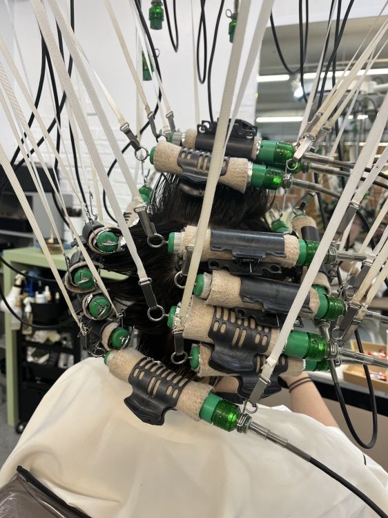 청주시 여자 긴머리웨이브펌 시술 사례 이미지 3