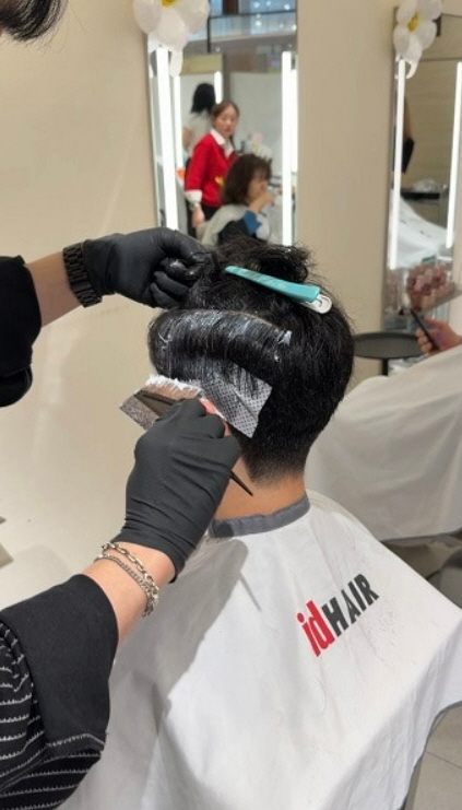 서초구 남자 가르마펌 깔끔하고 세련된 이미지 시술 사례 이미지 4