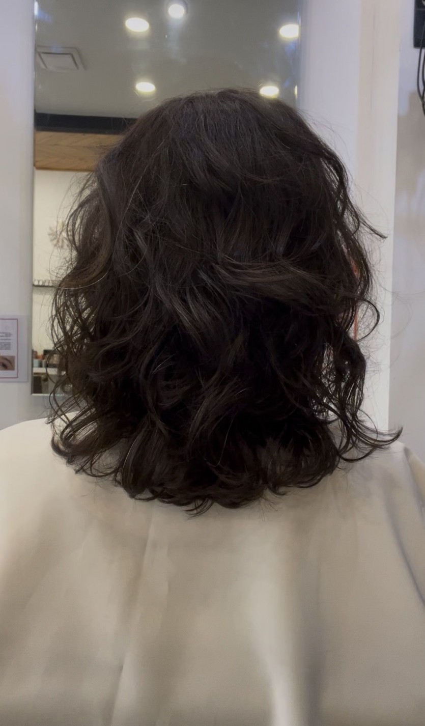 청주시 여자 볼륨웨이브펌 시술 사례 이미지 3